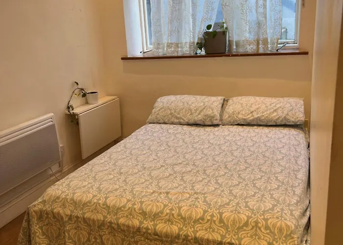 1 Min From Paddington - 2 Bed, 2 Bath