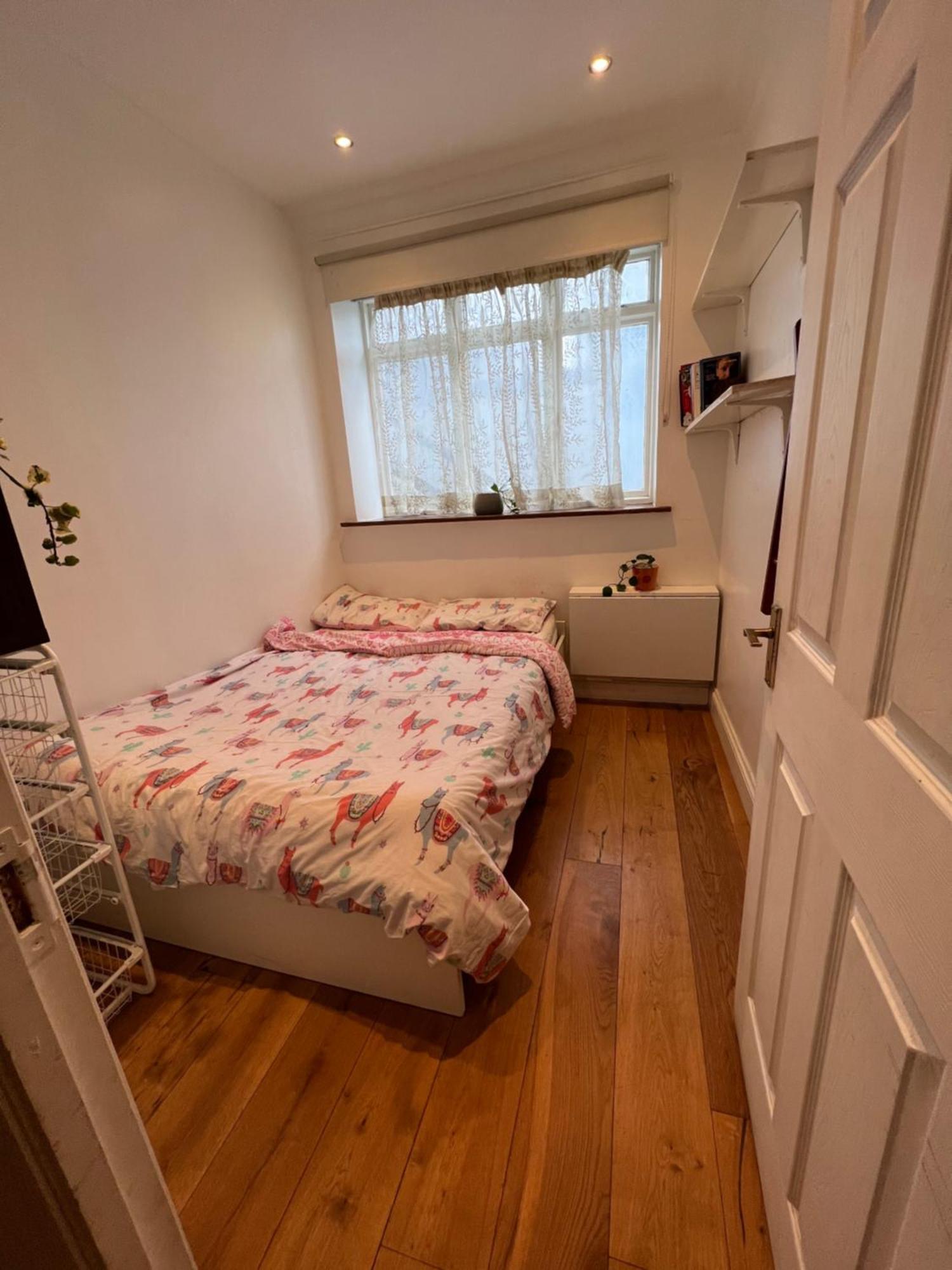 1 Min From Paddington - 2 Bed, 2 Bath *